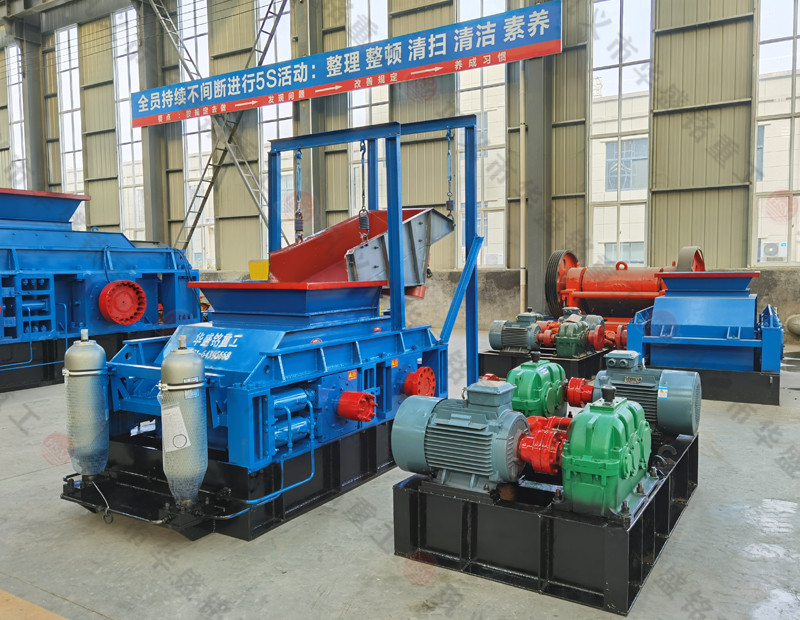 建筑用制砂機(jī)_河卵石對(duì)輥制砂機(jī)_時(shí)產(chǎn)300噸的制砂設(shè)備