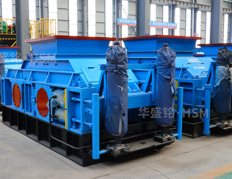 破碎石英石用什么制砂設(shè)備？對輥制砂機(jī)多少錢一臺？