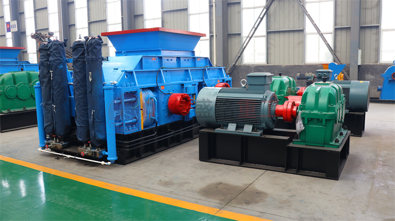 鵝卵石對輥制砂機多少錢一臺？